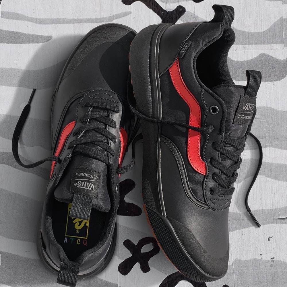 A Tribe Called Quest Black/Red Vans